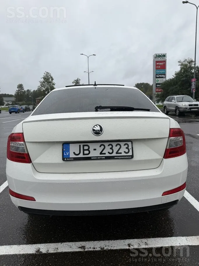 Skoda Octavia 2013 photo 5
