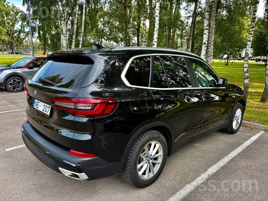 BMW X5 2022 photo 4