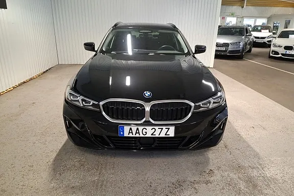 BMW 330E 2024 photo 2