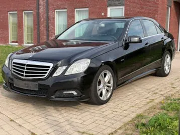 Mercedes-Benz E200