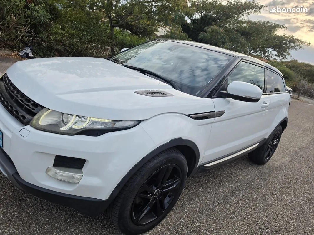 Land Rover Range Rover Evoque 2012 photo 2