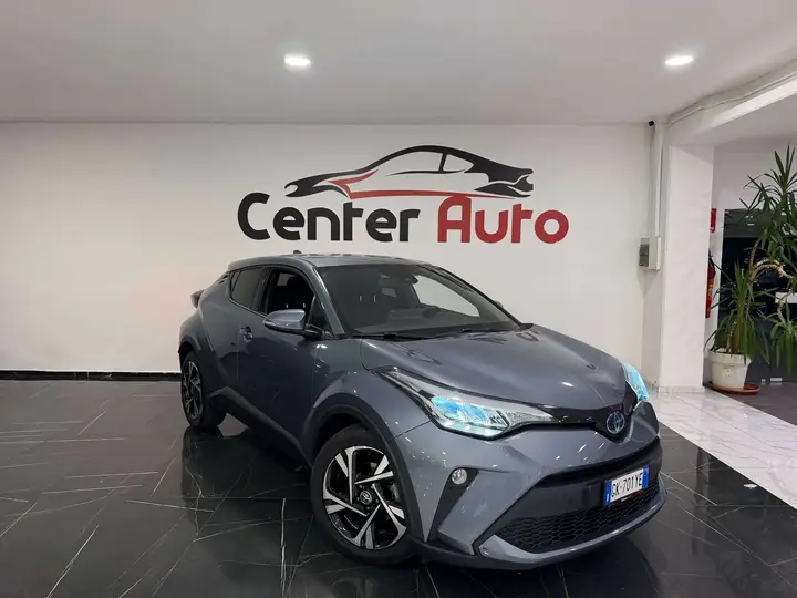 Toyota C-Hr 2022 photo 2