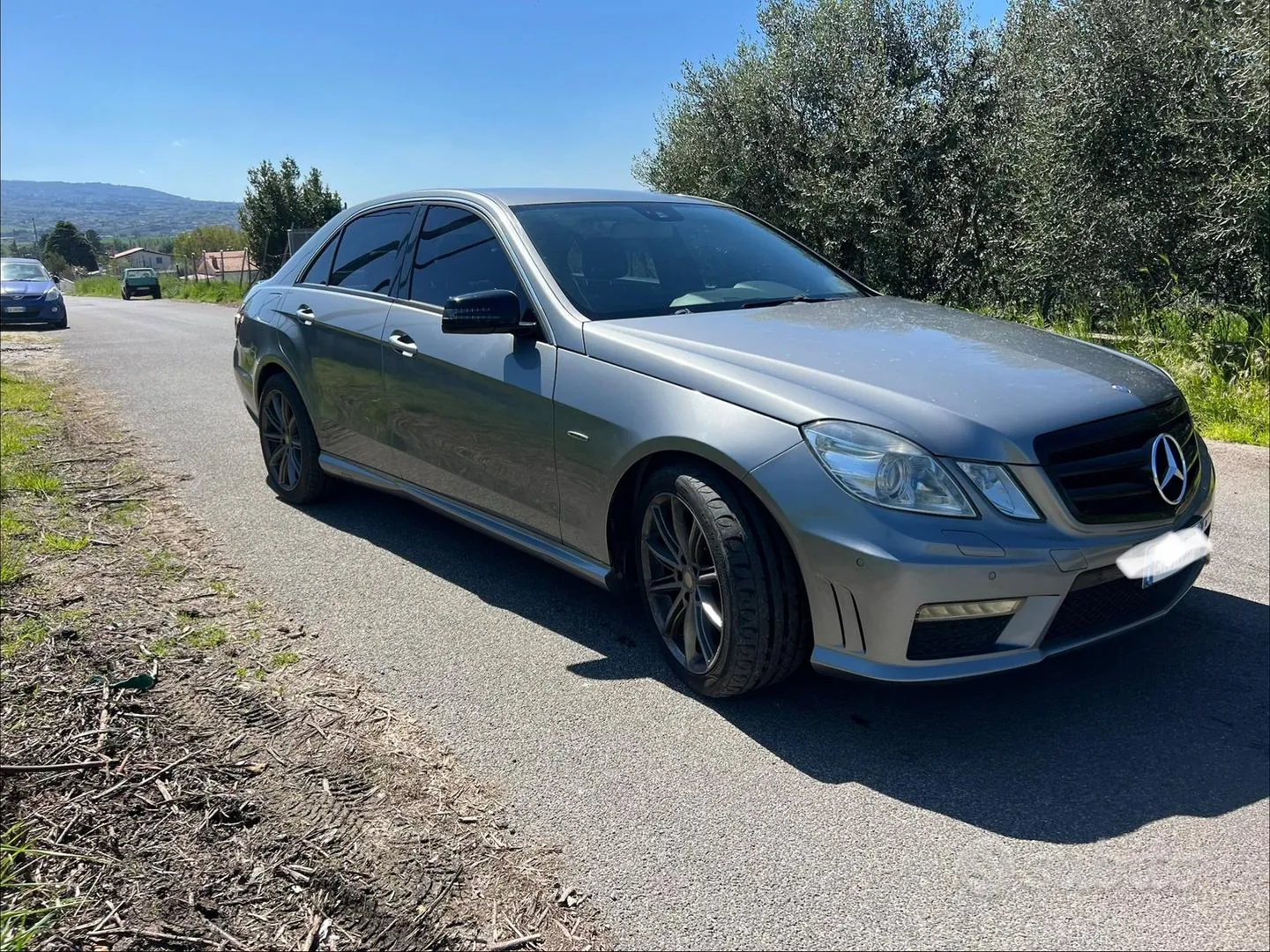 Mercedes-Benz E-Class 2011 photo 3
