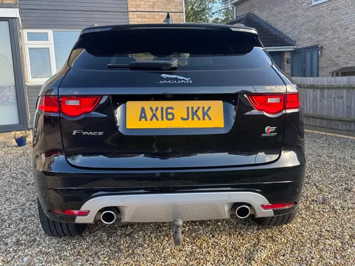 Jaguar F-Pace 2016 photo 4