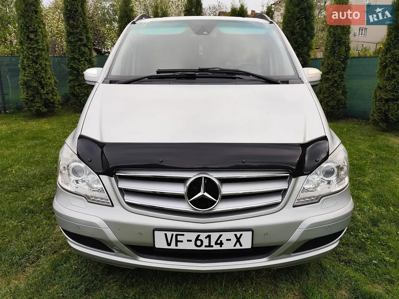 Mercedes-Benz Viano 2011 photo 2