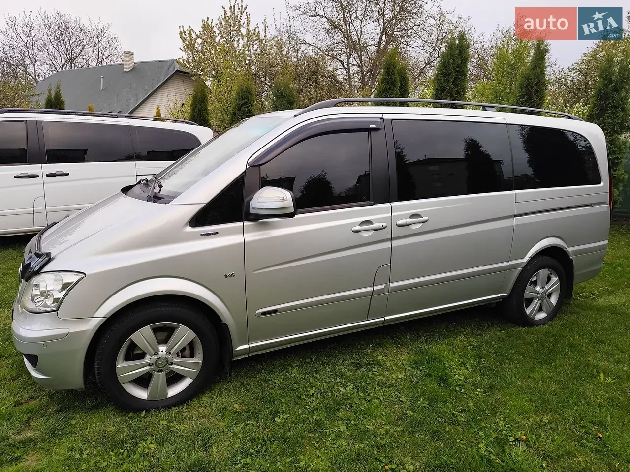Mercedes-Benz Viano 2011 photo 5