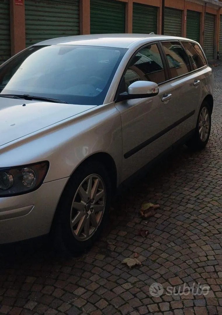 Volvo V50
