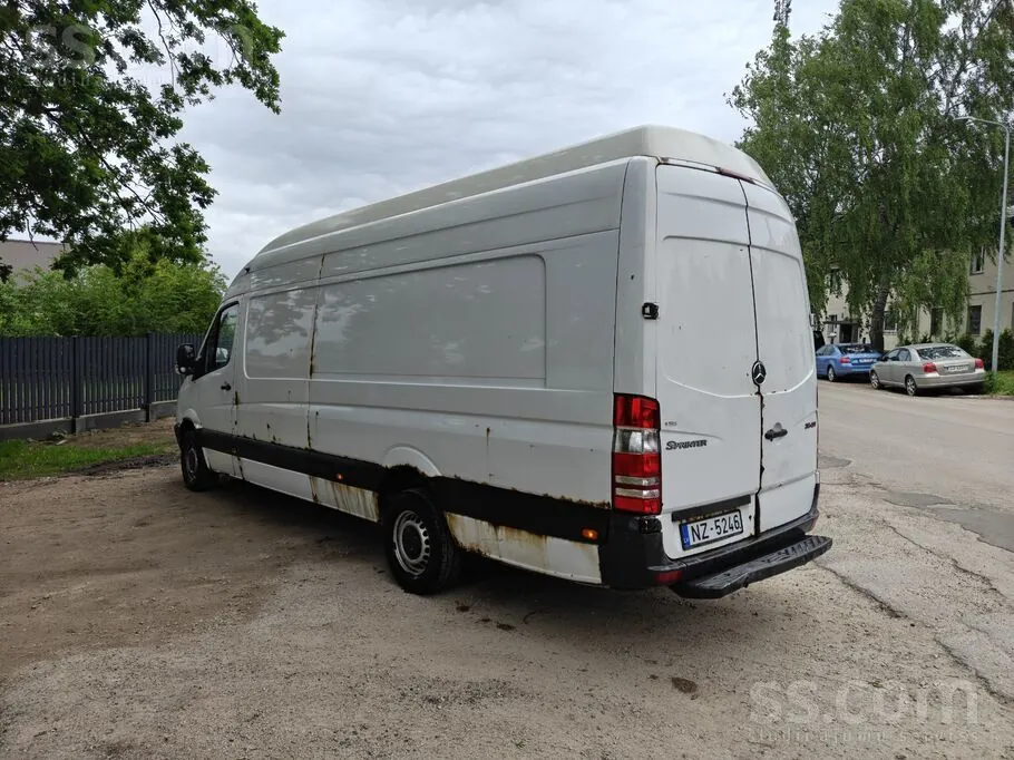Mercedes-Benz Sprinter 2011 photo 5