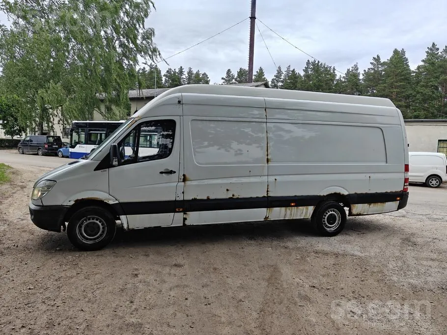 Mercedes-Benz Sprinter 2011 photo 4