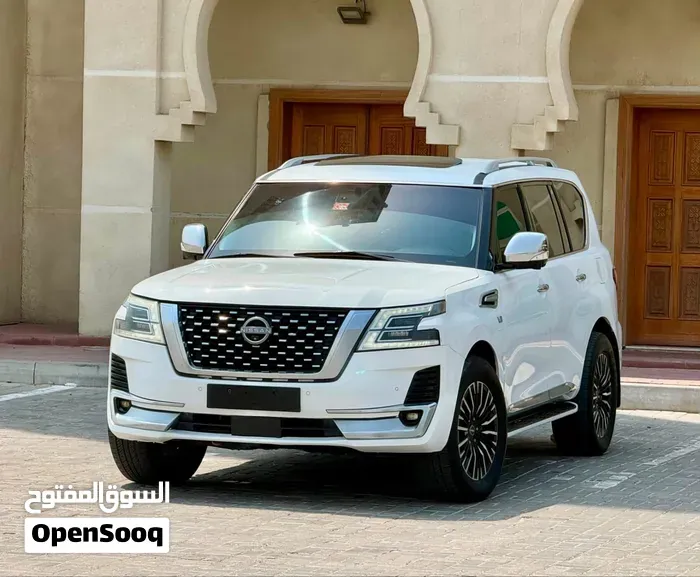 Nissan Patrol 2013 photo 2