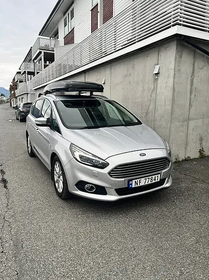 Ford S-Max