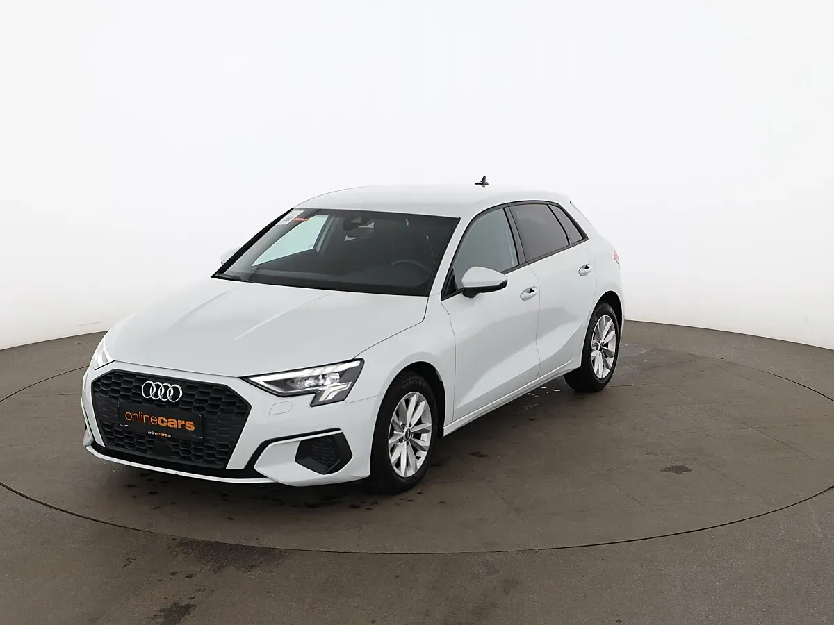 Audi A3 2021 photo 2