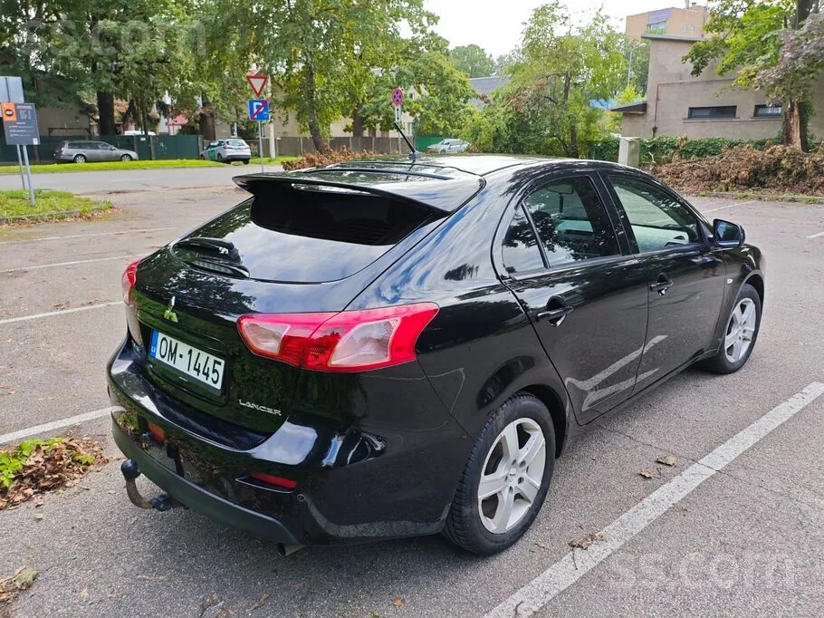 Mitsubishi Lancer 2011 photo 3