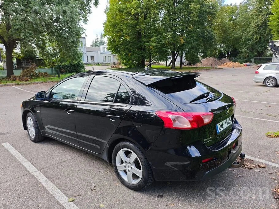 Mitsubishi Lancer 2011 photo 4