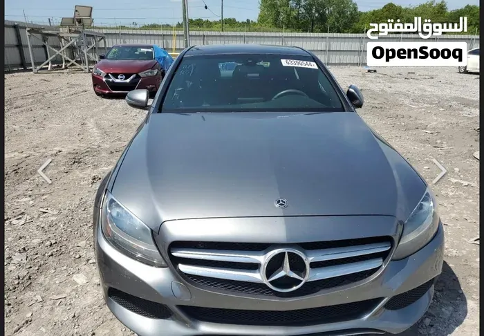Mercedes-Benz C300 2018 photo 4