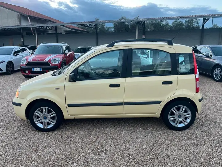 Fiat Panda 2005 photo 2