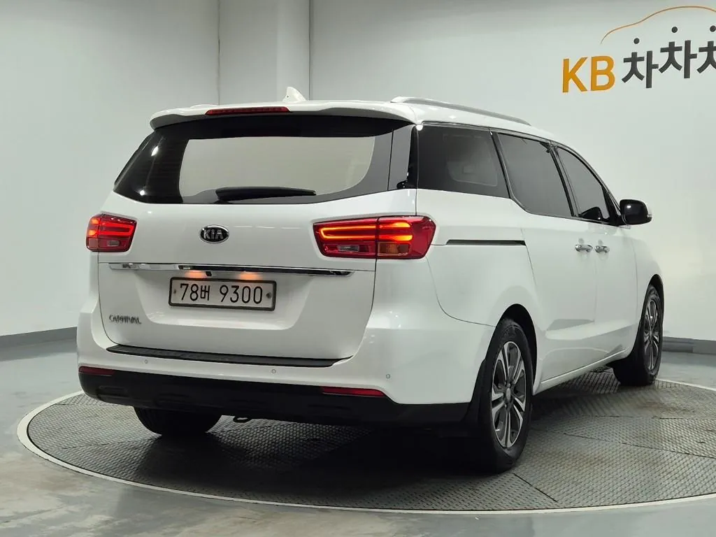 Kia Kamivan 2019 photo 3