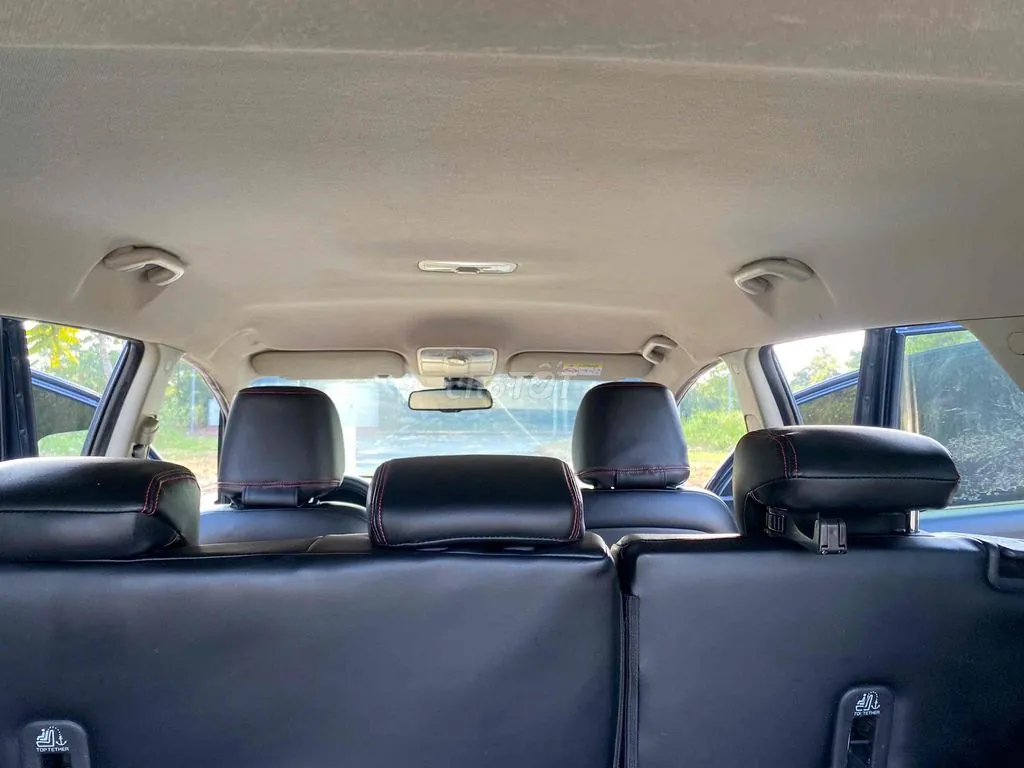 Kia Rondo 2016 photo 4