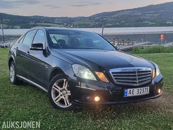 Mercedes-Benz E 200 D 2010 photo 3