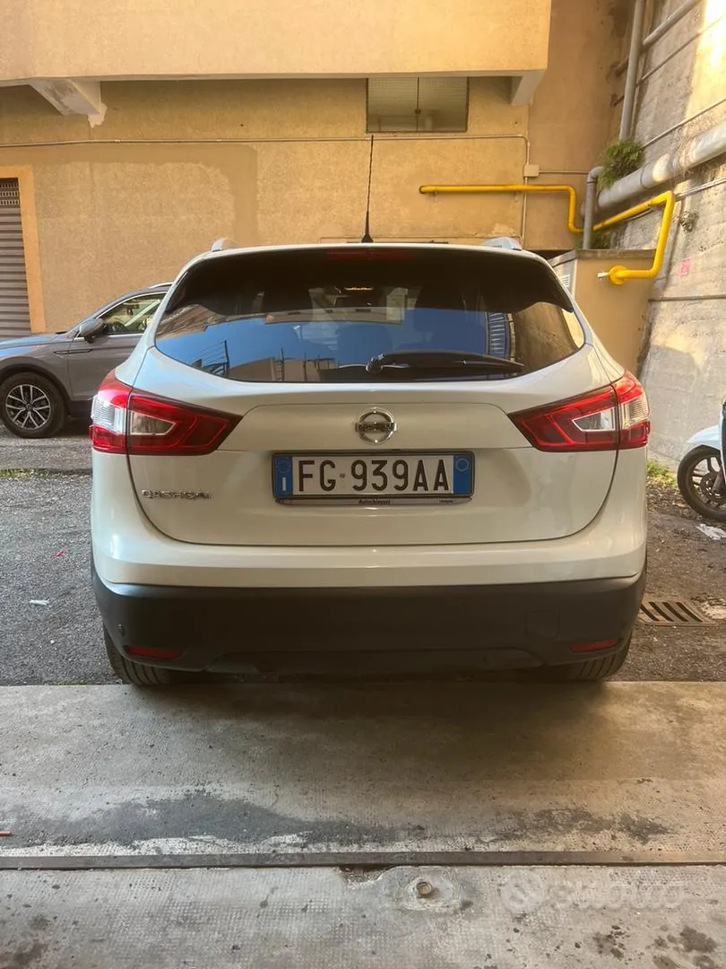Nissan Qashqai 2016 photo 2