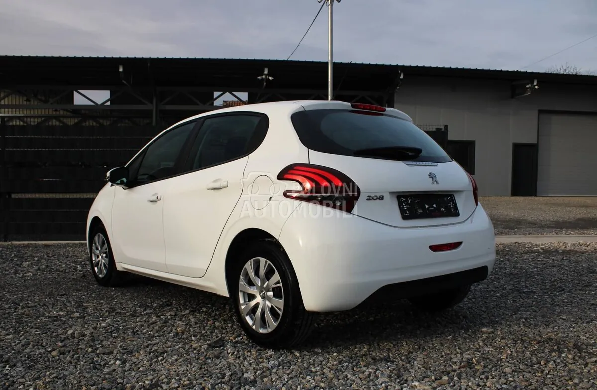 Peugeot 208 2019 photo 5