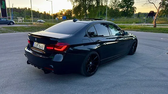 BMW 328I 2013 photo 4