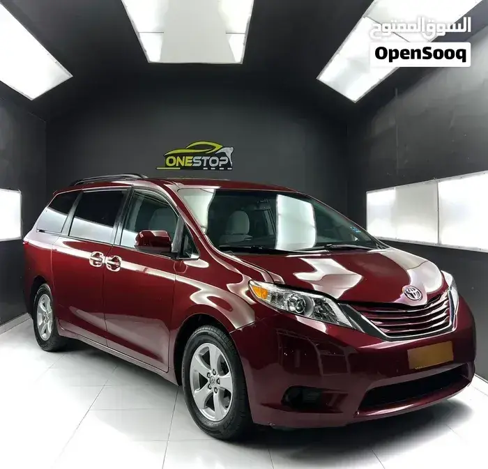 Toyota Sienna 2017 photo 3