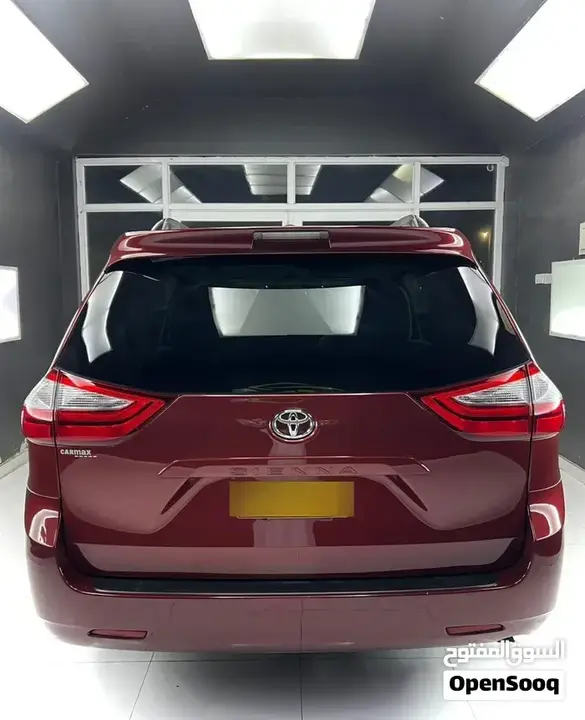 Toyota Sienna 2017 photo 4