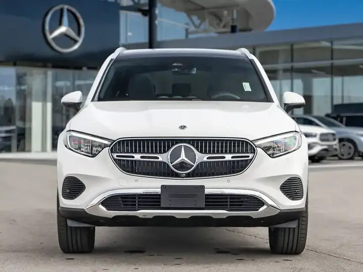 Mercedes-Benz Glc 300 2027 photo 4