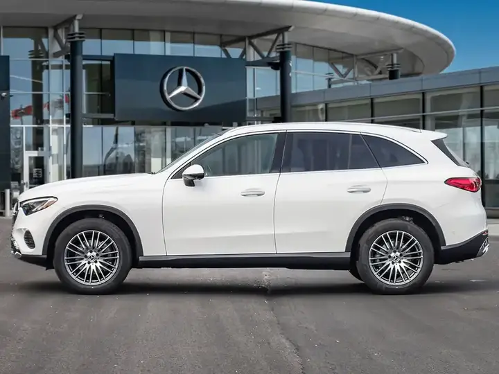 Mercedes-Benz Glc 300 2027 photo 3