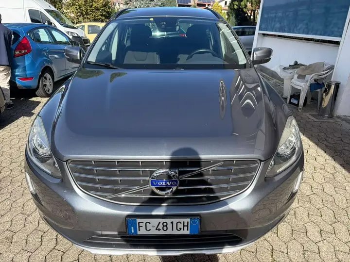 Volvo Xc60 2016 photo 2