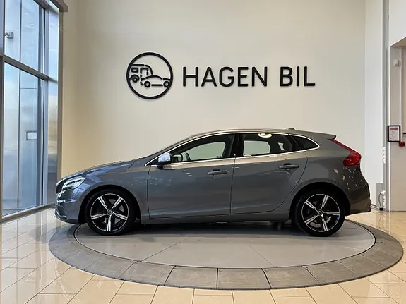 Volvo V40 2017 photo 4