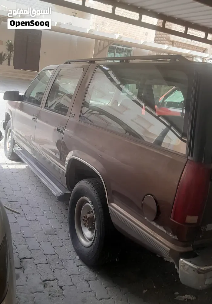 GMC Suburban 1994 photo 4
