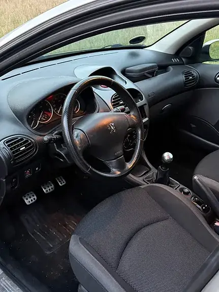 Peugeot 206 2007 photo 5