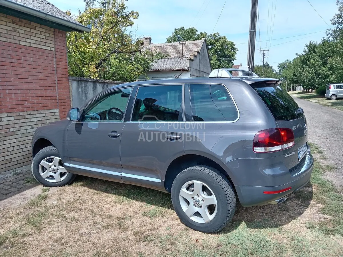 Volkswagen Touareg