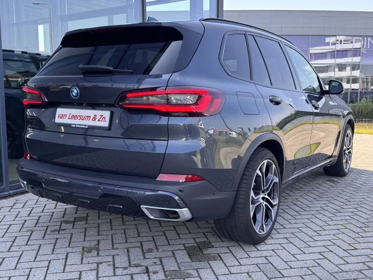 BMW X5 2022 photo 2