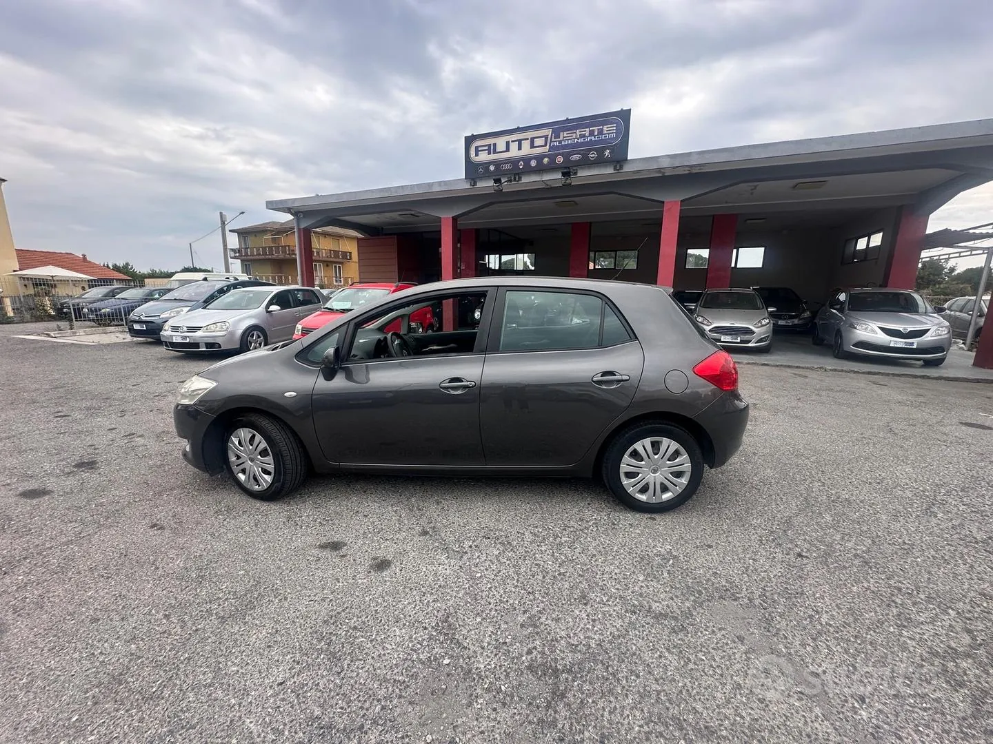 Toyota Auris 2009 photo 5