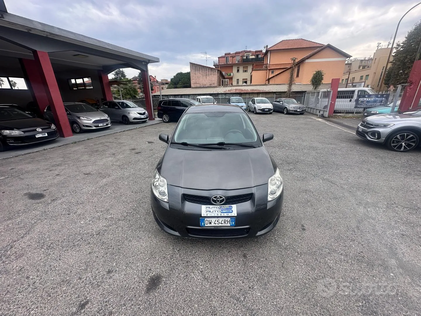 Toyota Auris 2009 photo 2