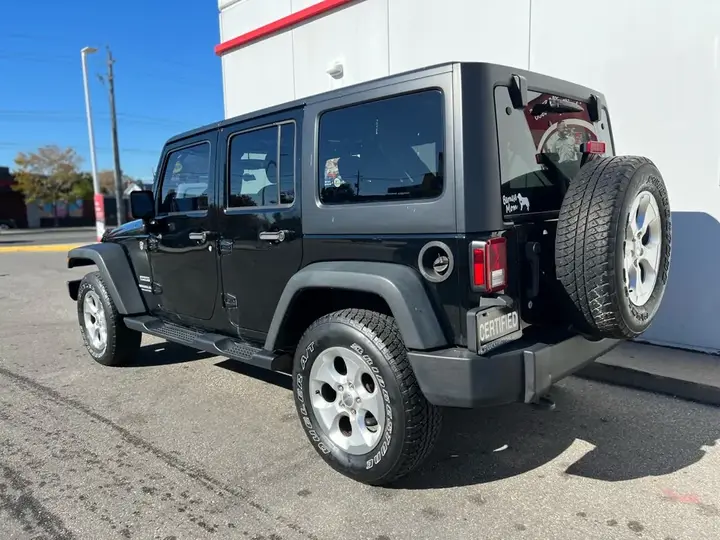 Jeep Wrangler Unlimited 2014 photo 4