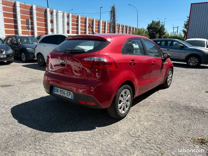 Kia Rio 2014 photo 4