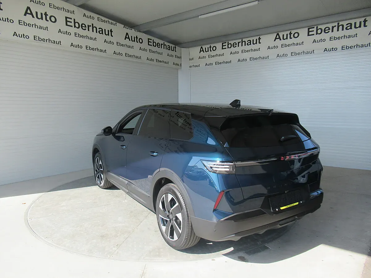 Opel Grandland photo 3