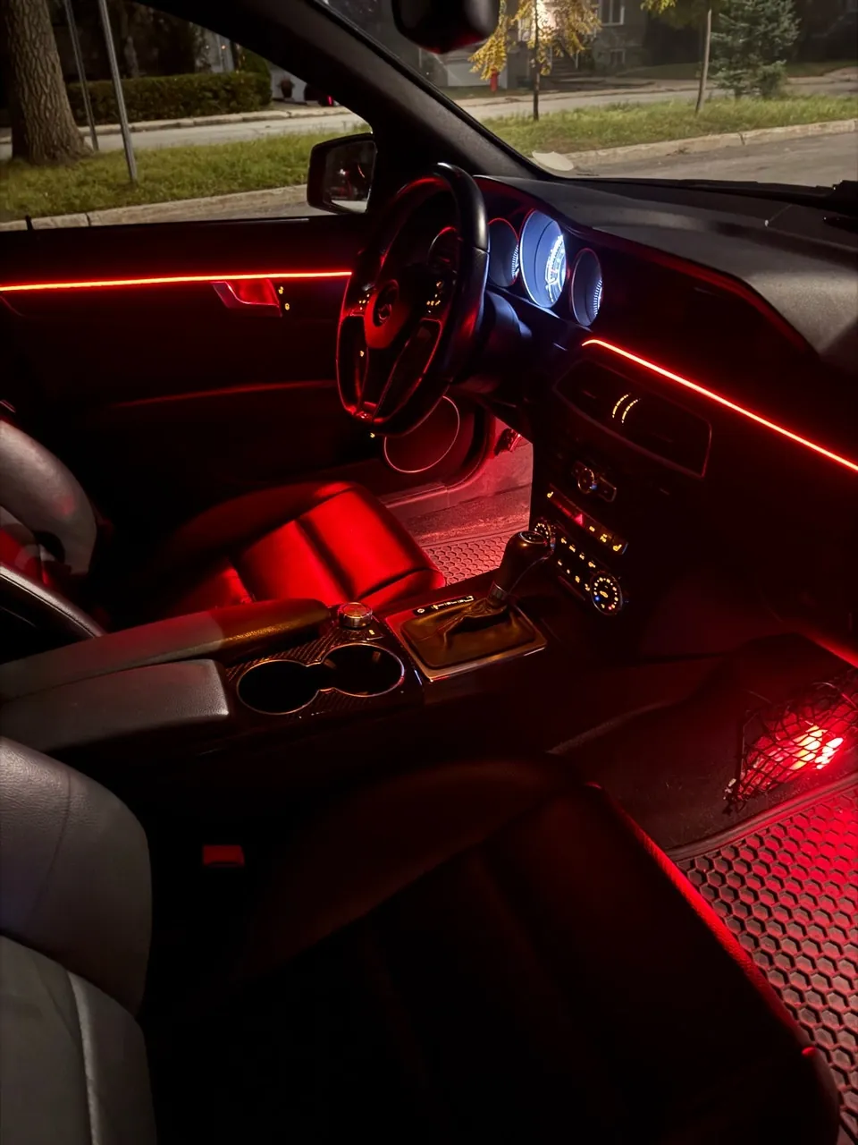 Mercedes-Benz C300 2014 photo 3