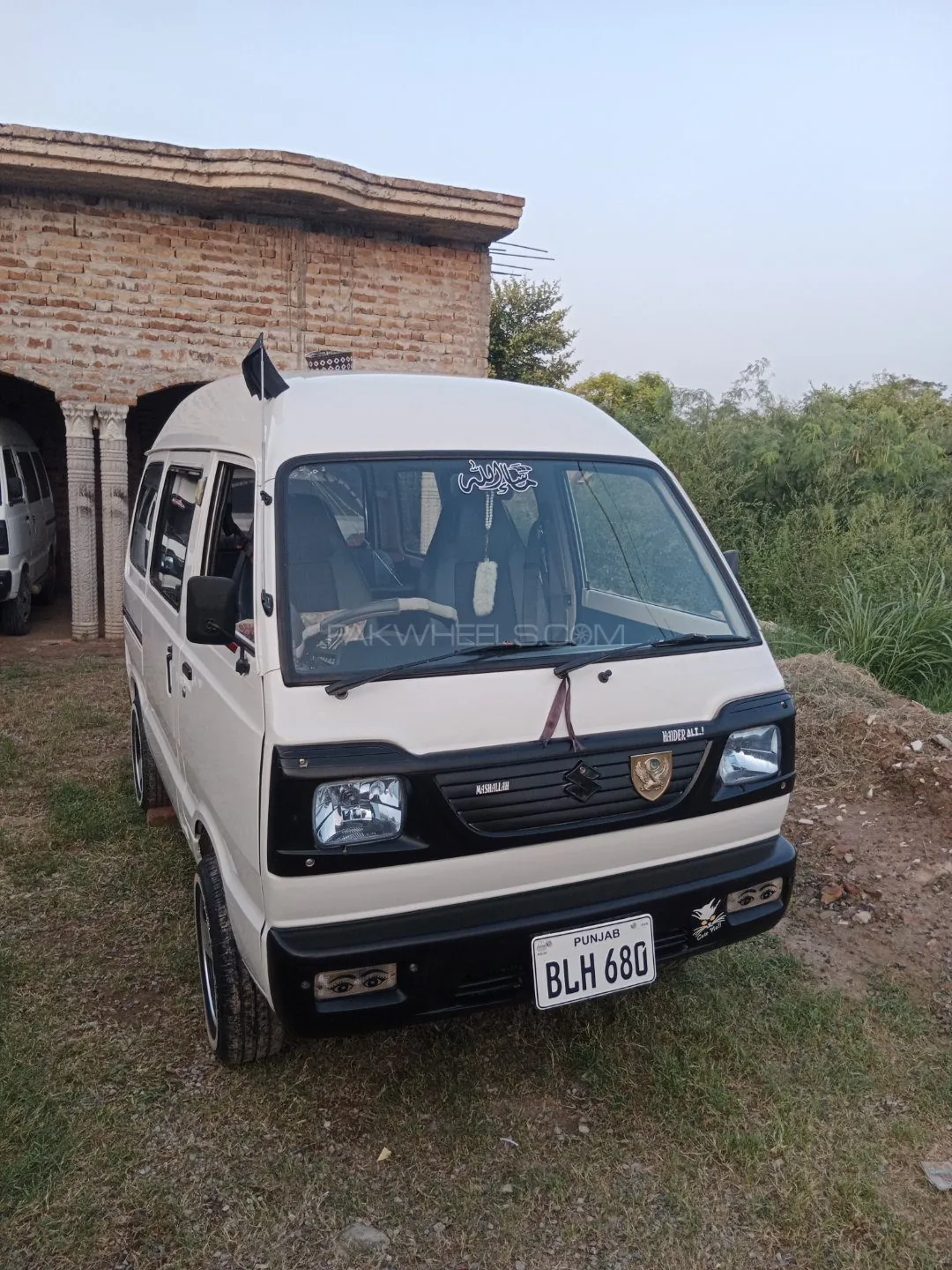 Suzuki Bolan