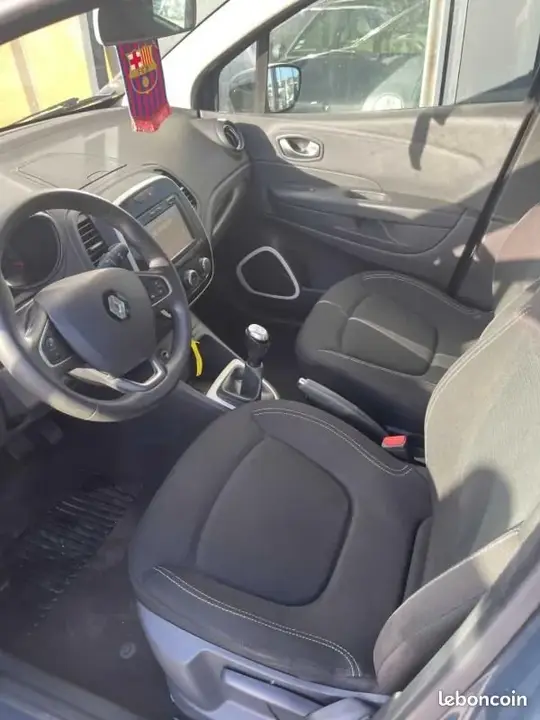 Renault Captur 2017 photo 4