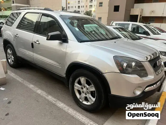 GMC Acadia 2010 photo 4
