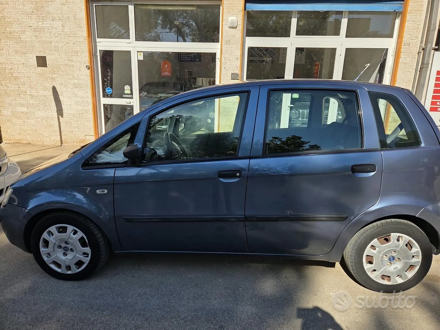 Fiat Idea 2008 photo 2
