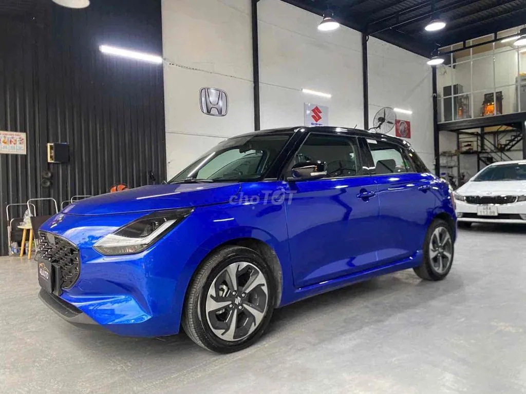 Suzuki Swift 2025 photo 2