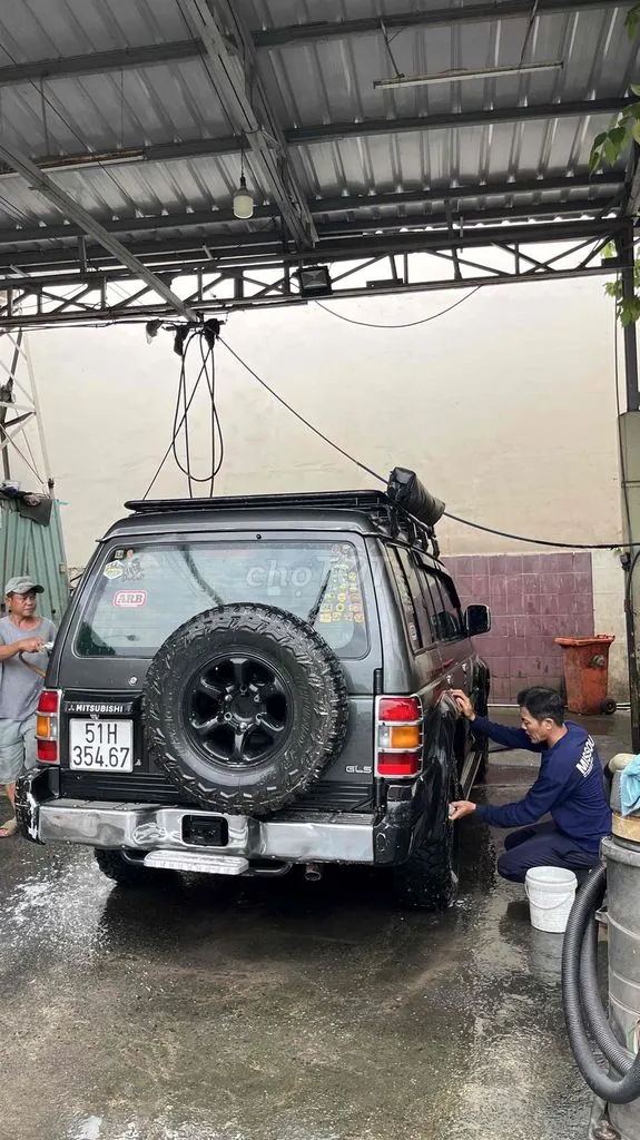 Mitsubishi Pajero 1997 photo 2