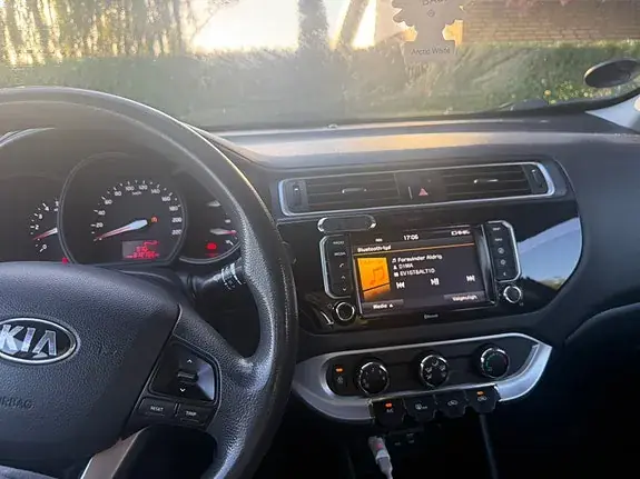 Kia Rio 2016 photo 4