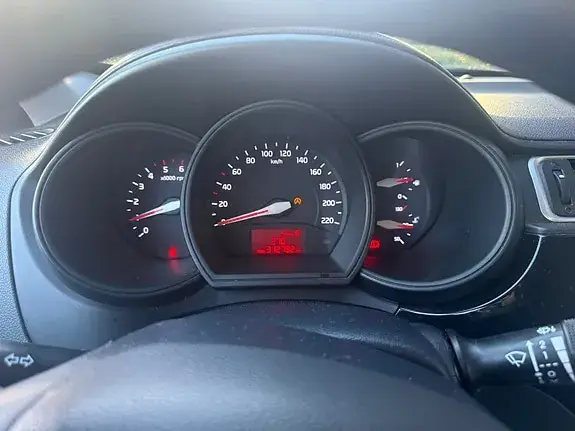 Kia Rio 2016 photo 3